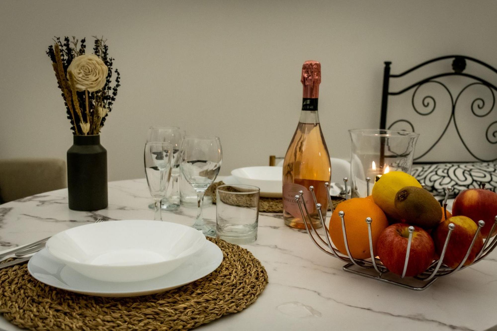 Bien-Etre Exclusive Apartment Tarente Extérieur photo